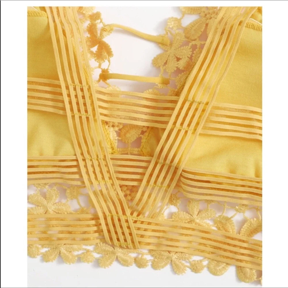 💕NWT Yellow Guipure Embroidered Longline Bralette Top💕 - Picture 3 of 5